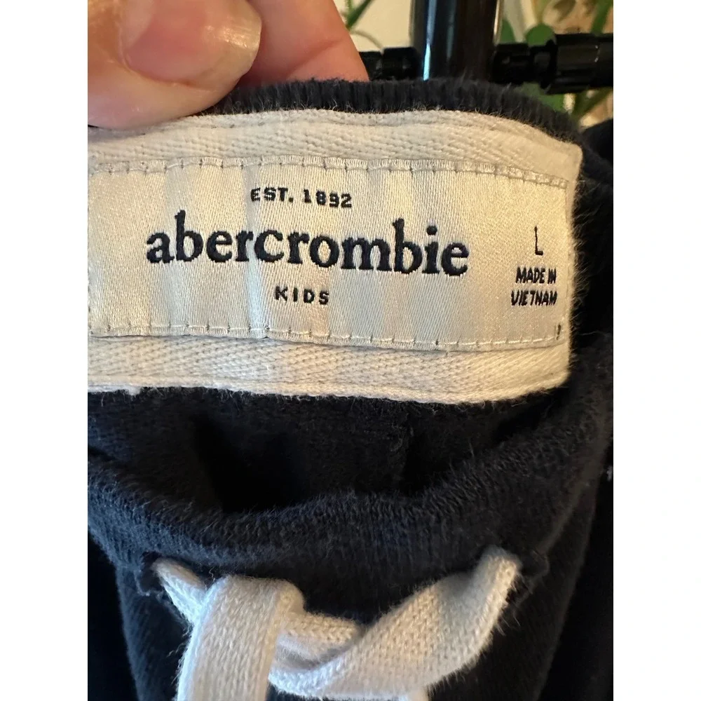 Abercrombie Kids Navy Blue Logo Joggers / Sweatpants -‎ Size Large (L)